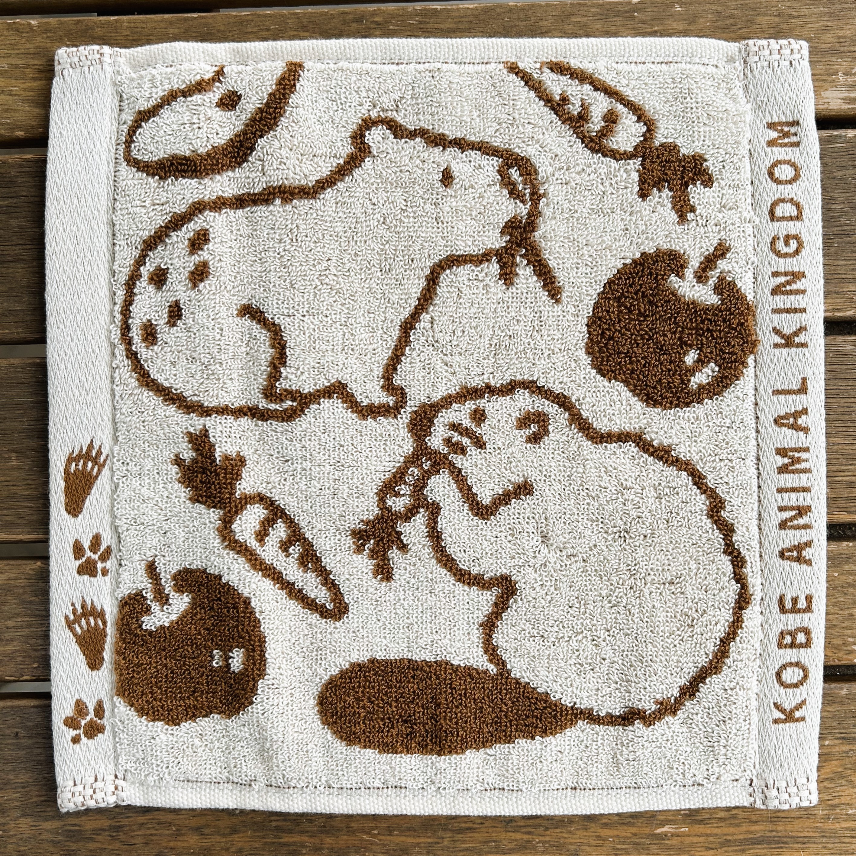 今治産ジャガードハンドタオル（ベージュ） カピバラとアメリカ